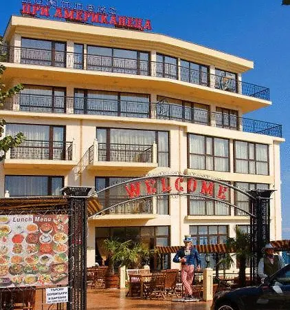 Hotell At The American's Pomorie