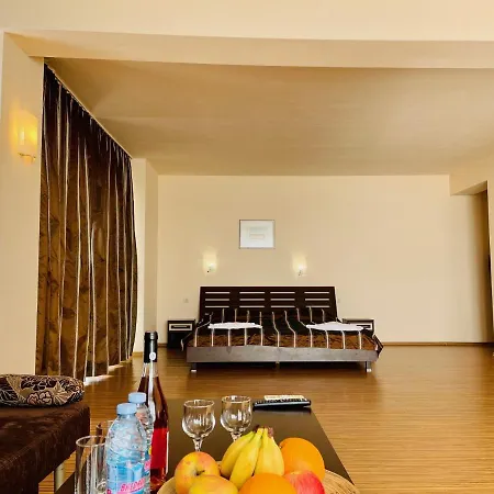 At The American's Hotell