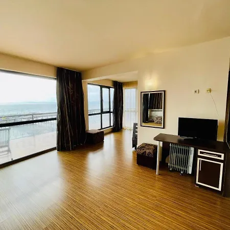 At The American's 3* Pomorie