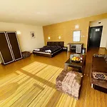 The American Hotel