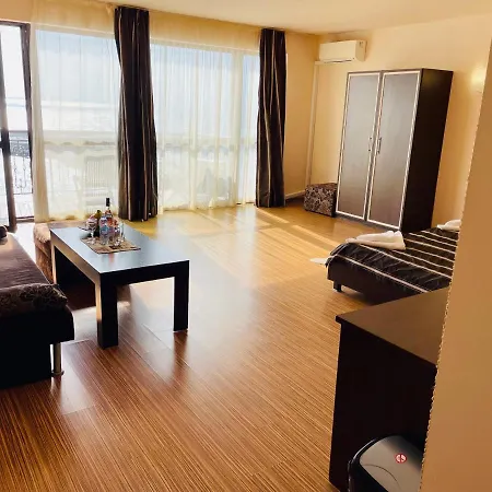 The American Hotel 3*