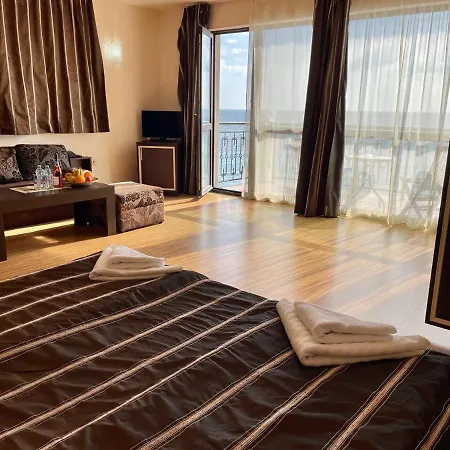 At The American's 3* Pomorie