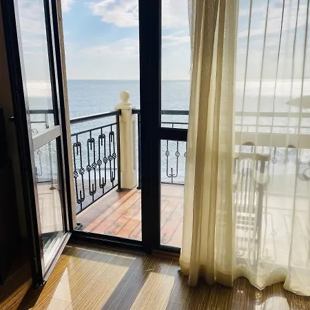 Hotell The American Pomorie