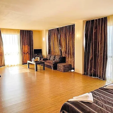 Hotel The American Pomorie