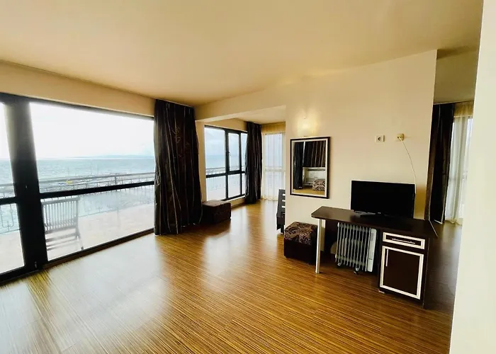 At The American's 3* Ahyolu