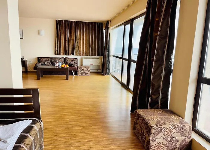 The American Hotel Pomorie