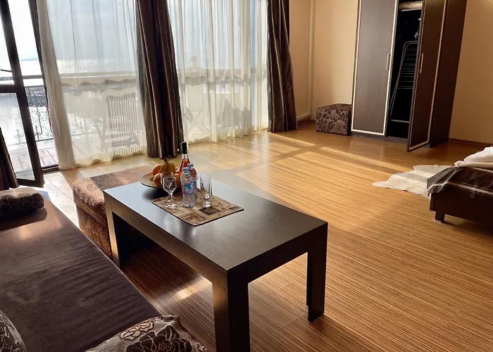 At The American's 3* Ahyolu