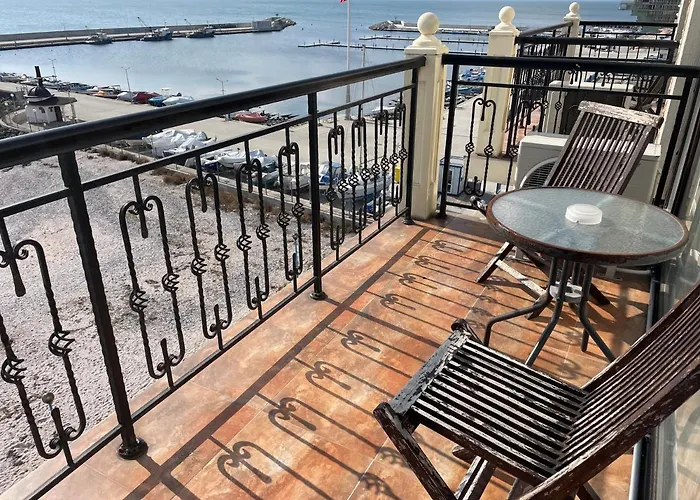 The American Hotel Pomorie