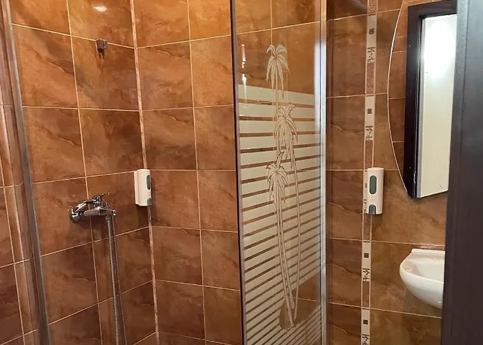 At The American's Otel 3*