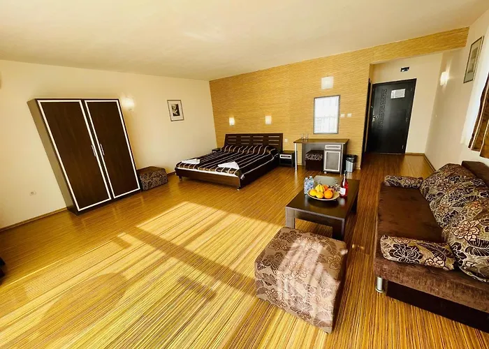 The American Hotel