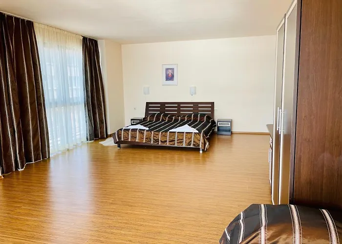 The American Hotel Pomorie