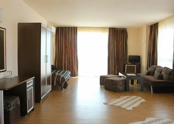 Otel At The American's 3*